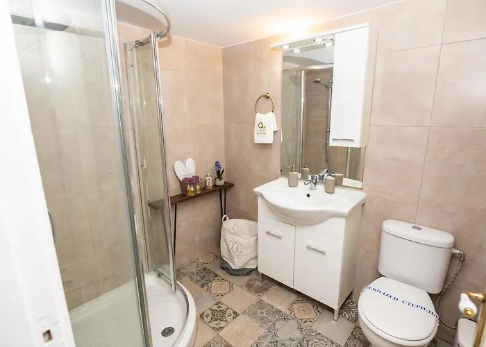 Quattro Center Lägenhet *