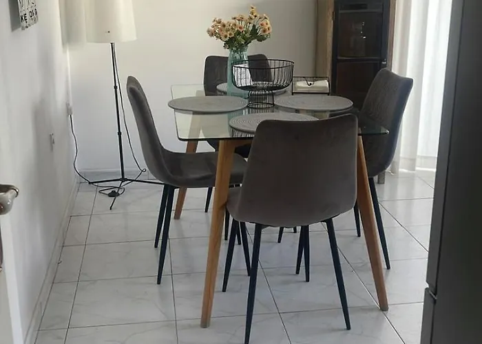 Lägenhet Quattro Center