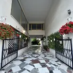 Quattro Center Apartment *