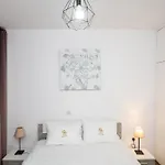 Quattro Center Apartament *