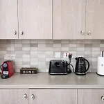 Quattro Center Apartment
