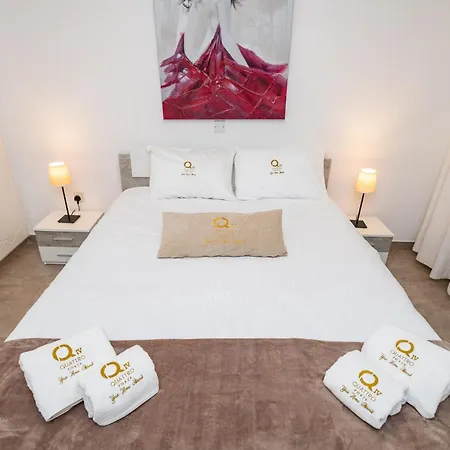 Quattro Center Apartment *