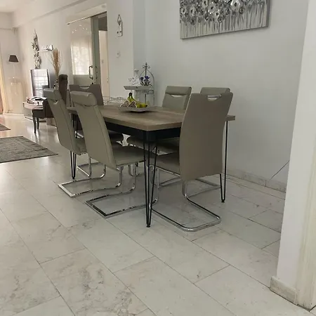 Quattro Center Apartament *