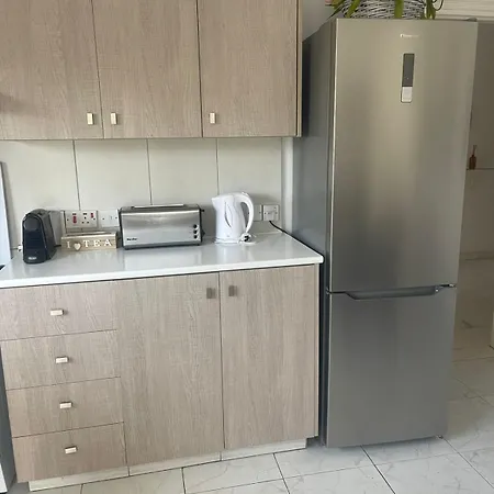 Quattro Center Apartment Larnaka