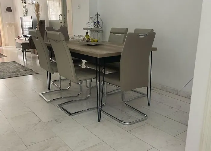 Quattro Center Lägenhet *